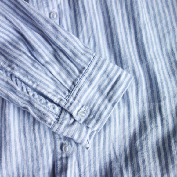 Long Sleeves Striped Blouse - Picture 5 of 5